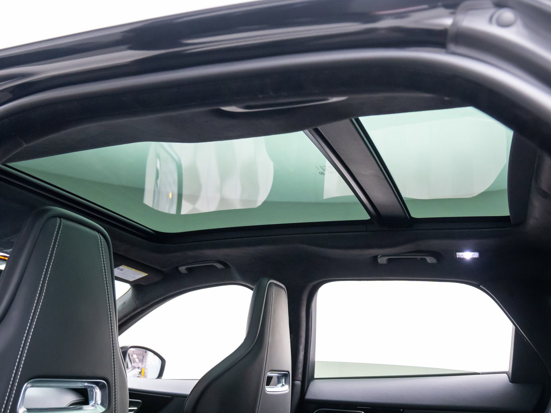 Used 2020 Jaguar F-PACE S image 16