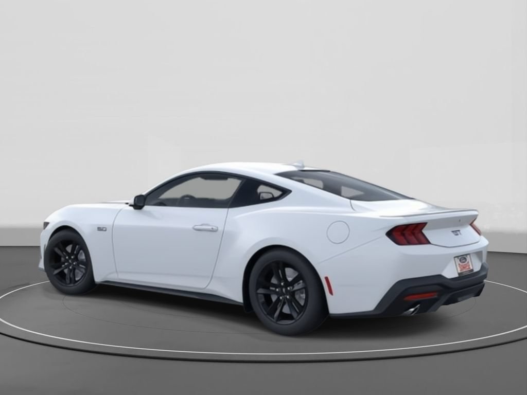 Used 2025 Ford Mustang GT RWD image 4