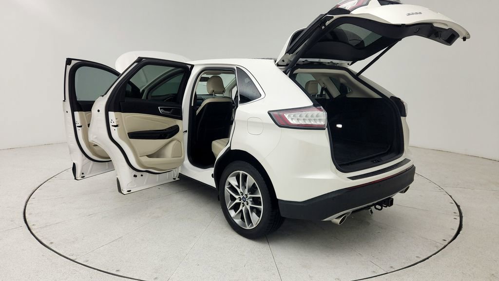 Used 2017 Ford Edge Titanium w/ Equipment Group 301A FWD image 12