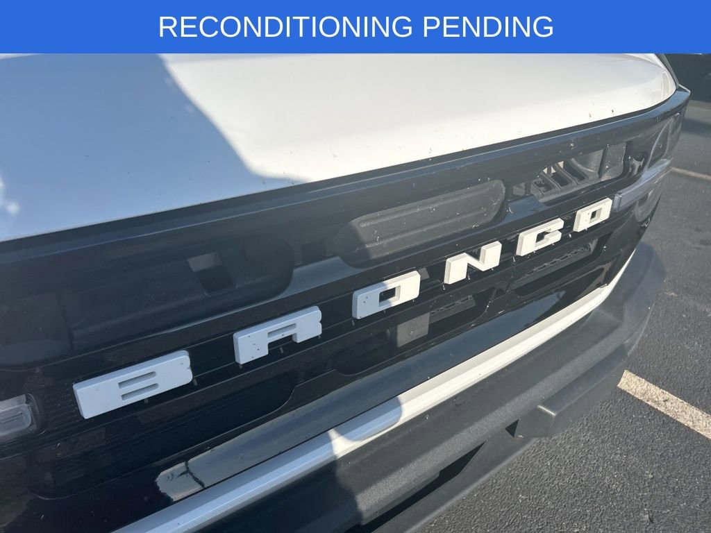 Used 2023 Ford Bronco Outer Banks AWD/4WD image 4