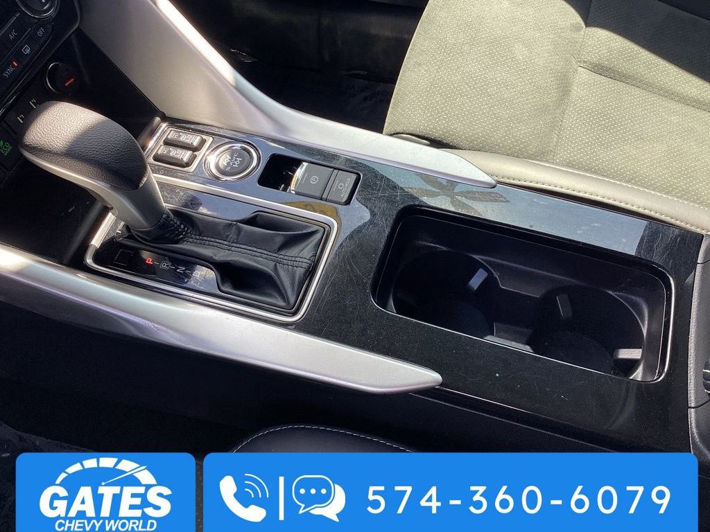 Used 2025 Mitsubishi Eclipse Cross SE AWD/4WD image 31