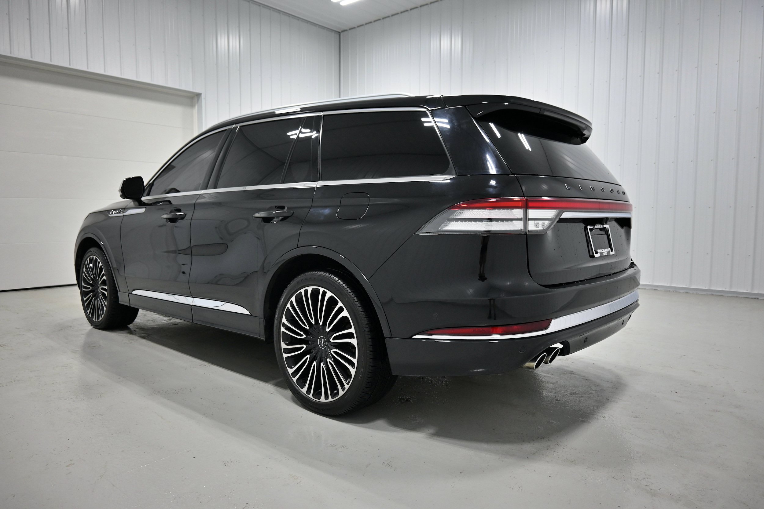 Used 2021 Lincoln Aviator Black Label AWD/4WD image 32