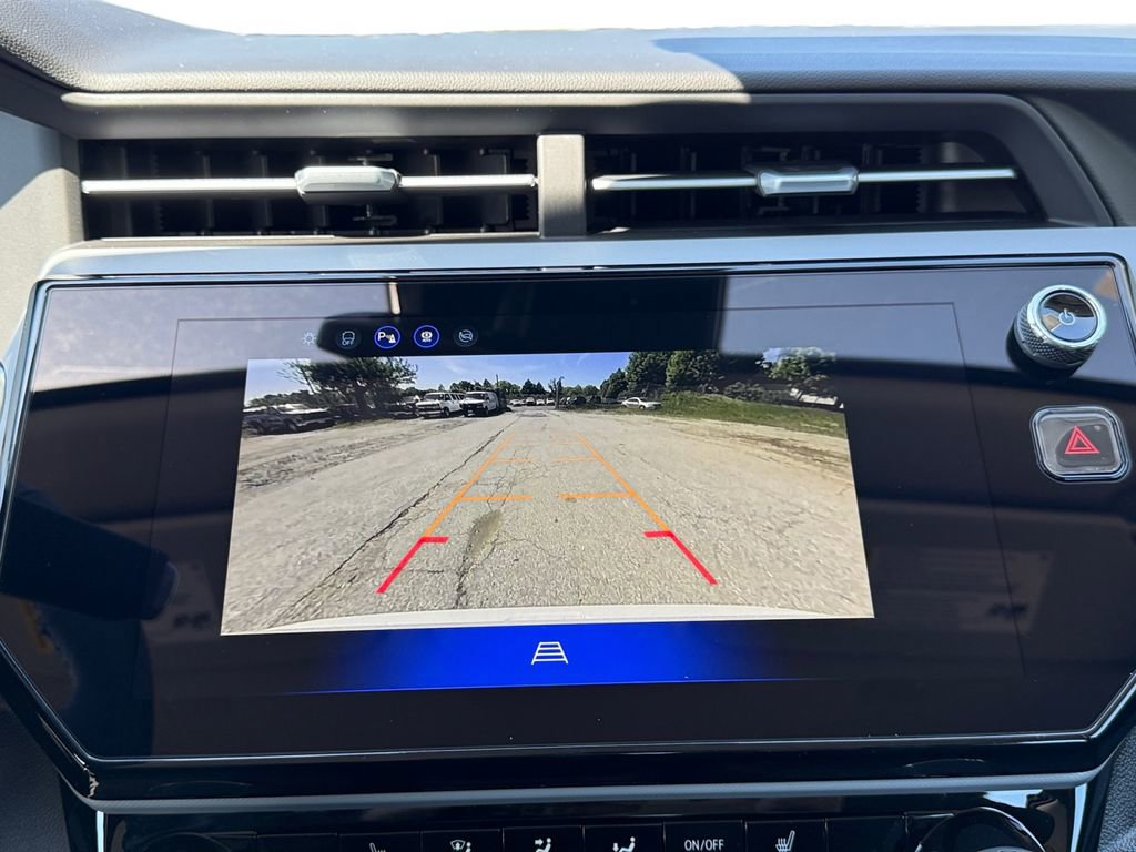 New 2027 Chevrolet Bolt LT w/ Comfort Package FWD image 15