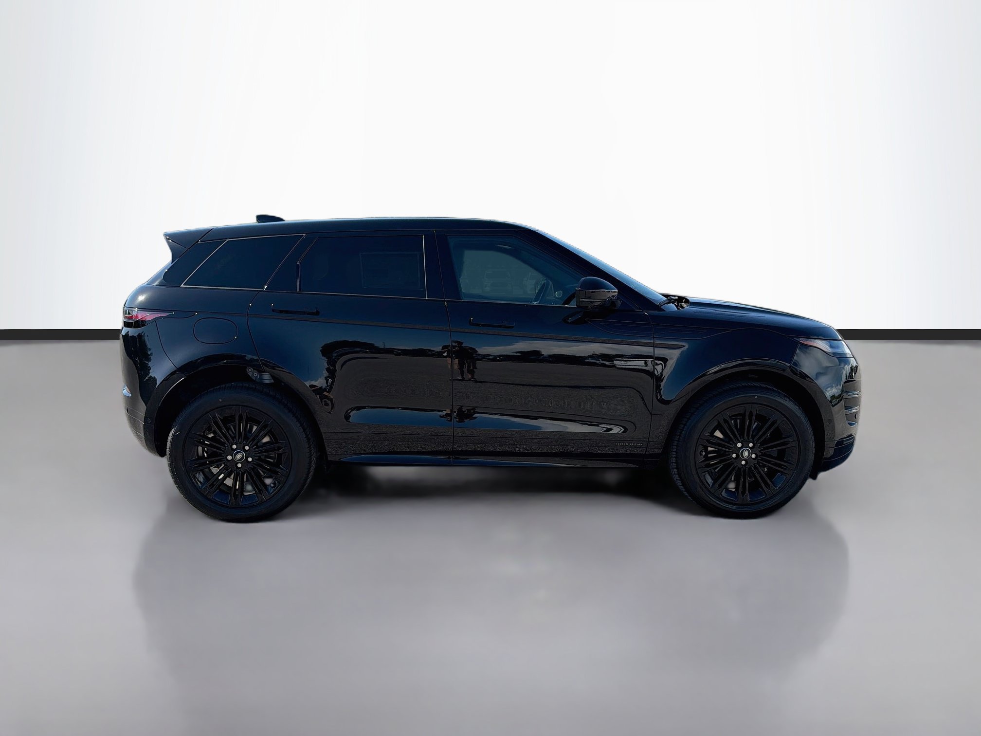 New 2026 Land Rover Range Rover Evoque Hoxton AWD/4WD image 6