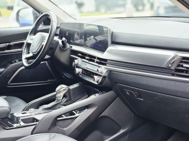Used 2025 Kia Telluride S image 13
