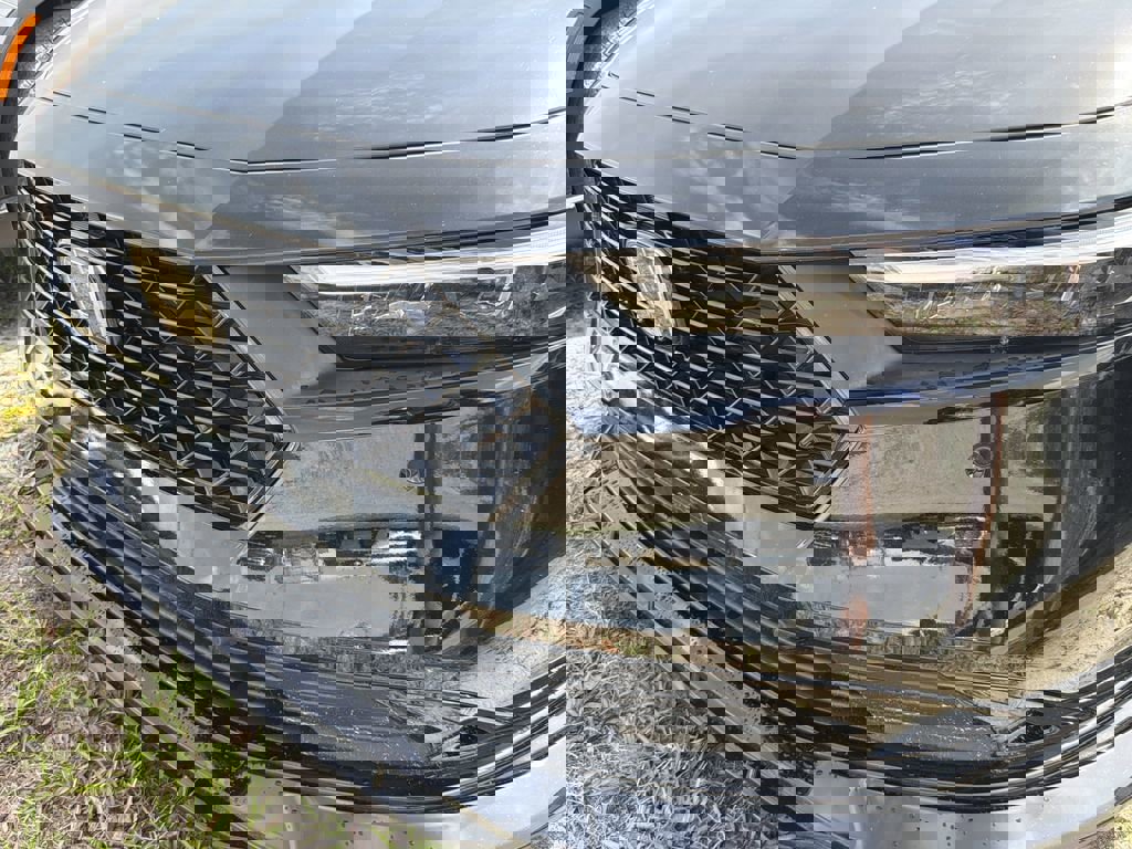 Used 2024 Honda Accord Touring image 5