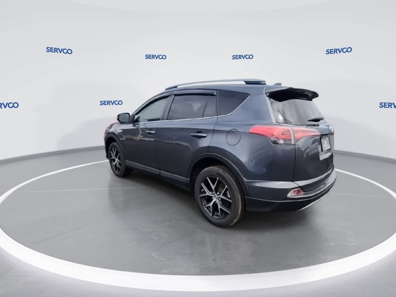 Used 2018 Toyota RAV4 SE AWD/4WD image 6