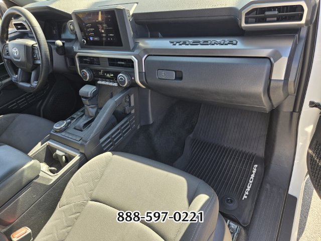 Used 2025 Toyota Tacoma SR5 AWD/4WD image 19