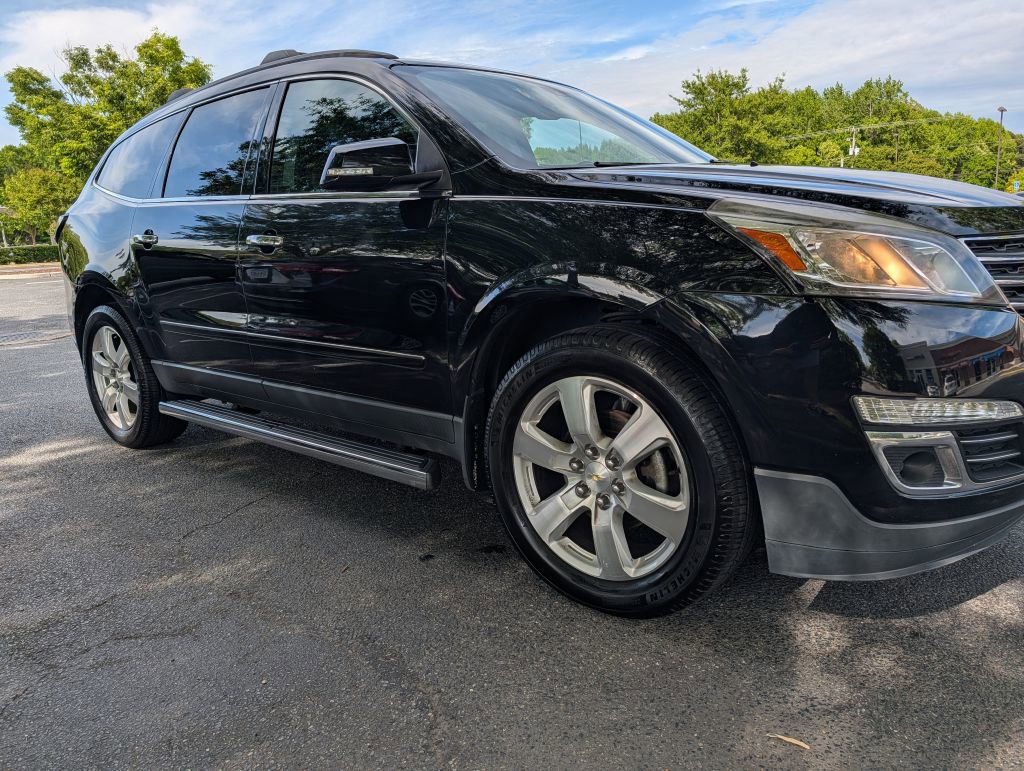 Used 2017 Chevrolet Traverse Premier w/ LPO, 'HIT The Road' Package FWD image 7