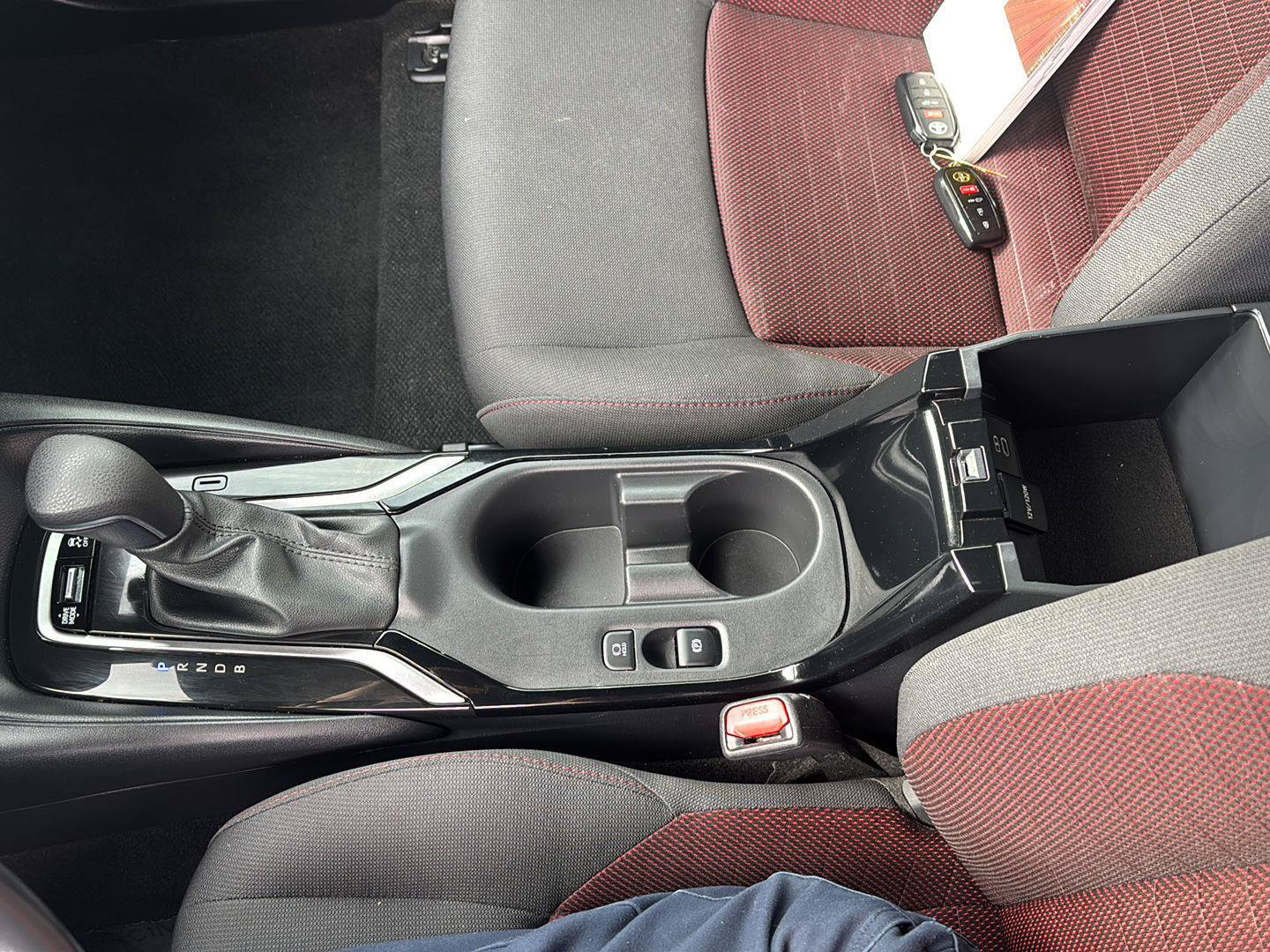 Used 2023 Toyota Corolla SE FWD image 36