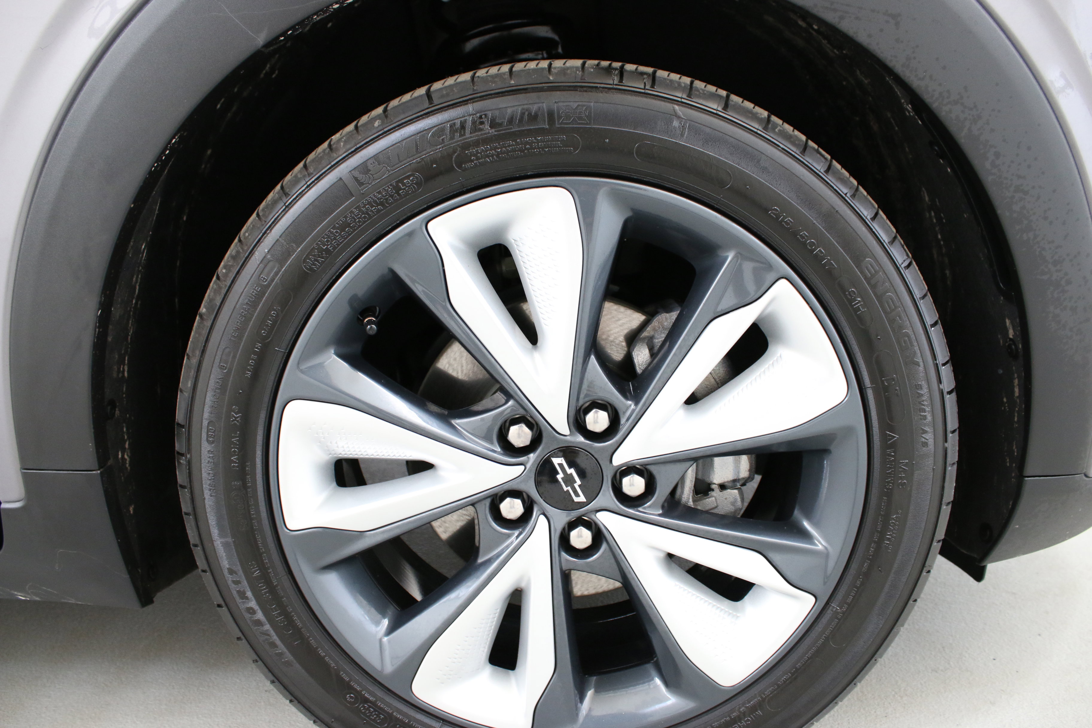 Used 2023 Chevrolet Bolt EUV LT w/ Convenience Package image 36