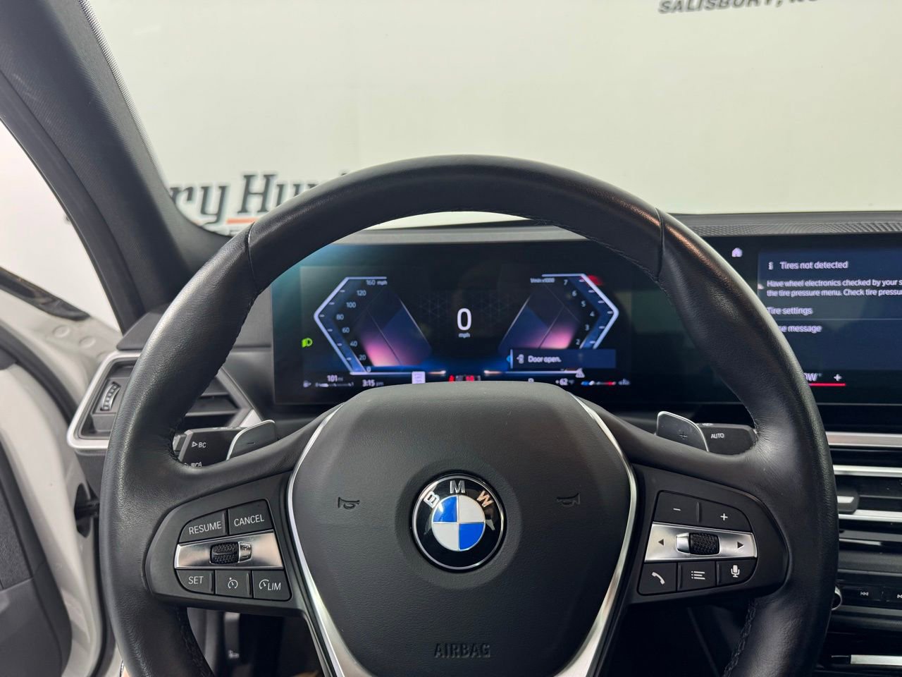 Used 2023 BMW 330i Sedan w/ Premium Package image 22