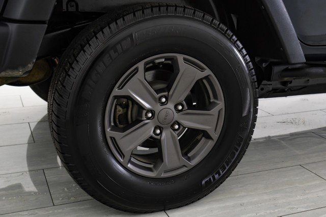 Used 2017 Jeep Wrangler Unlimited Rubicon image 48