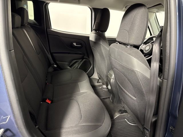 Used 2020 Jeep Renegade Altitude image 17