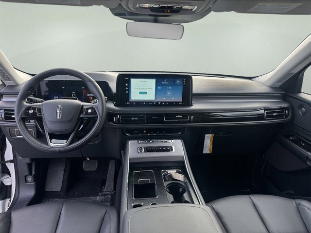 New 2026 Lincoln Aviator AWD image 12
