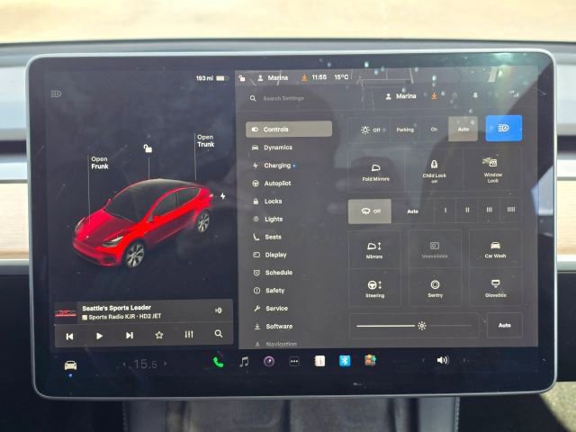 Used 2021 Tesla Model Y Long Range image 33