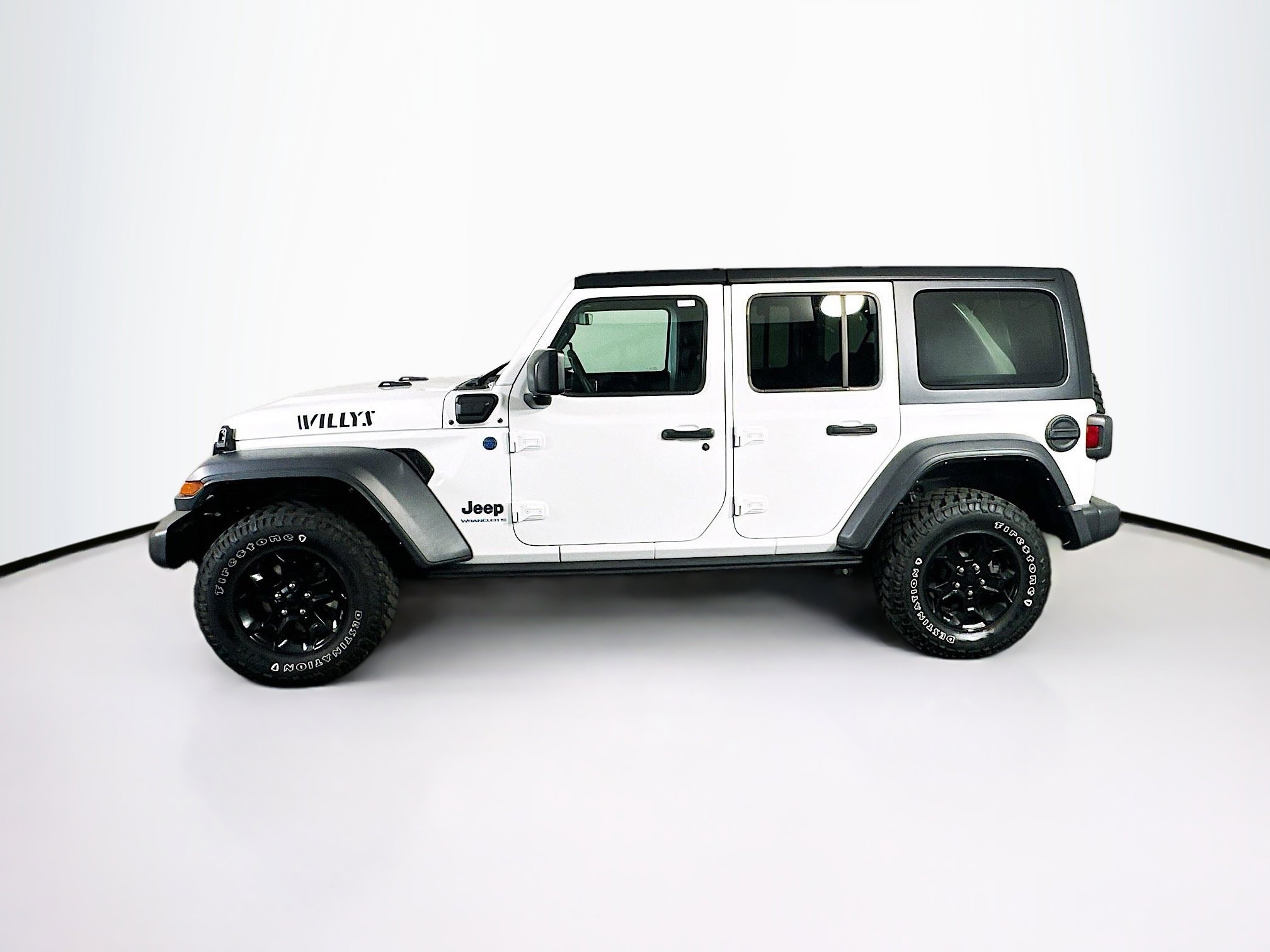 Used 2023 Jeep Wrangler Unlimited w/ Cold Weather Group image 4
