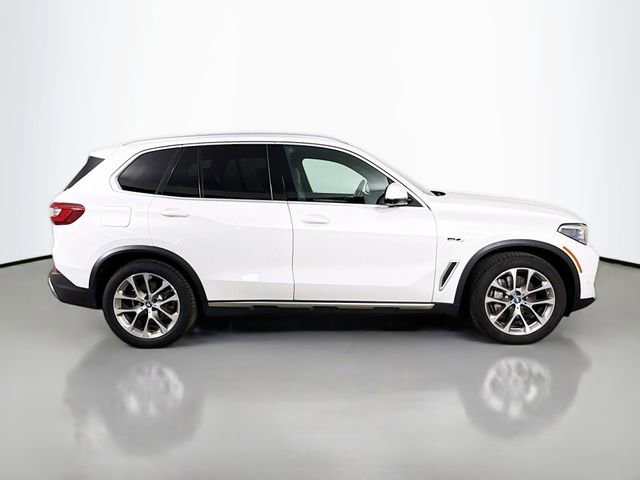 Used 2022 BMW X5 xDrive45e w/ Executive Package AWD/4WD image 8