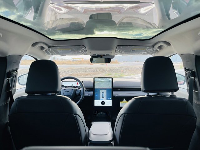 New 2025 Ford Mustang Mach-E Premium image 22