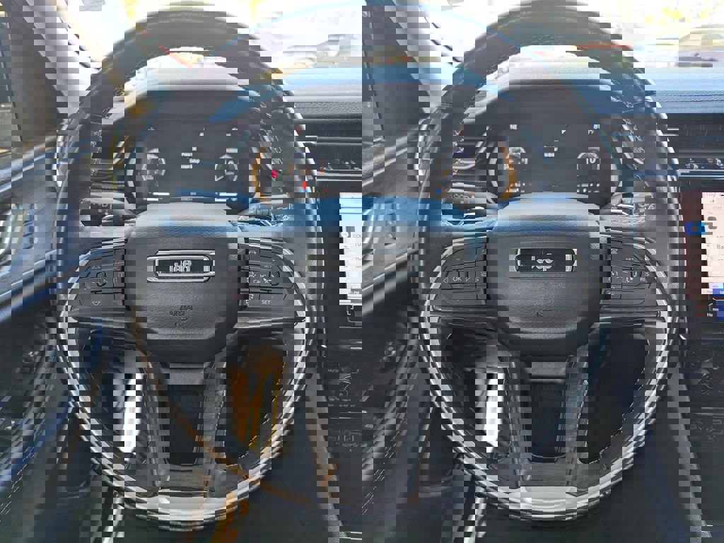 Used 2021 Jeep Grand Cherokee L Limited image 12