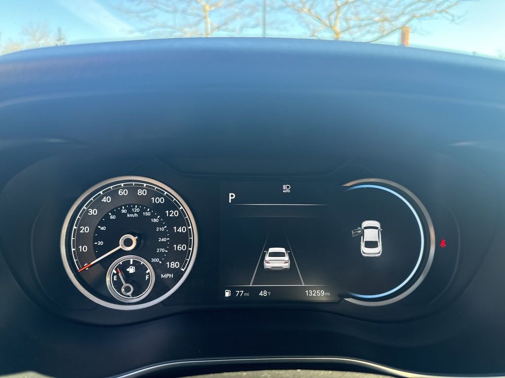 Used 2024 Genesis G70 2.5T w/ Sport Prestige Package image 18