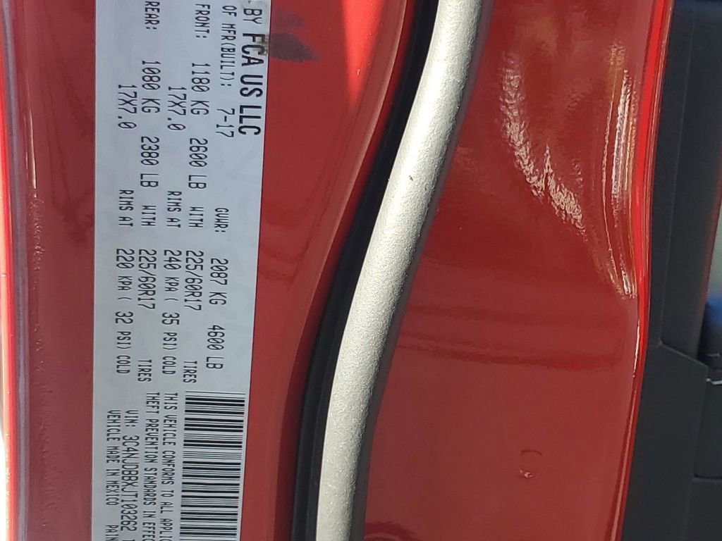 Used 2018 Jeep Compass Latitude w/ Popular Equipment Group image 29