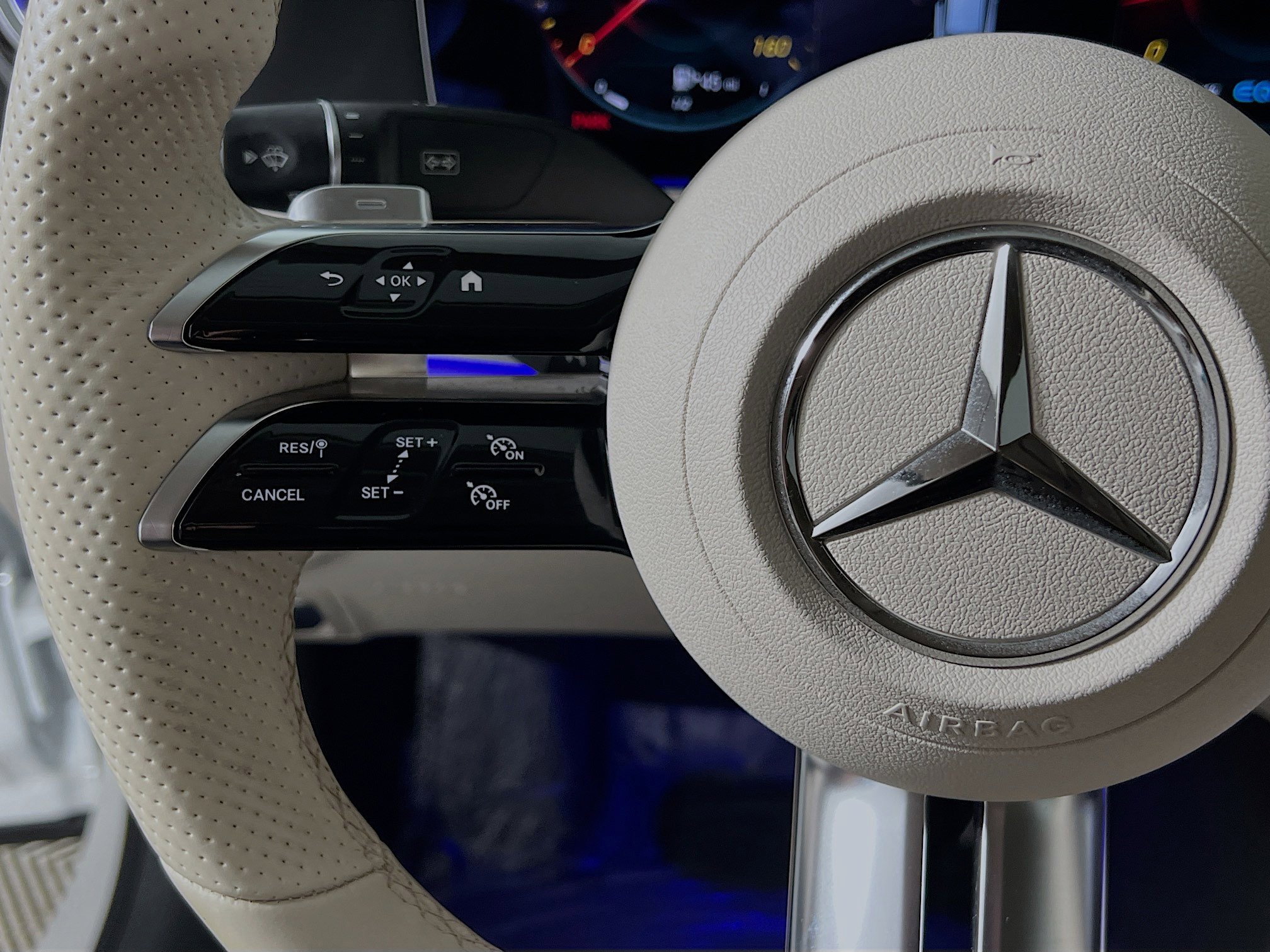 Used 2022 Mercedes-Benz E 450 Coupe image 19