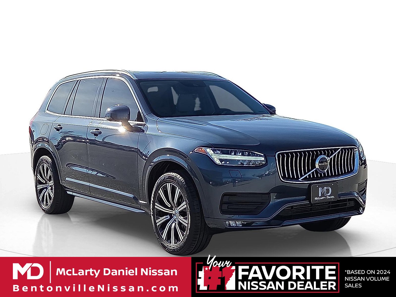 Used 2021 Volvo XC90 T6 Momentum w/ Advanced Package