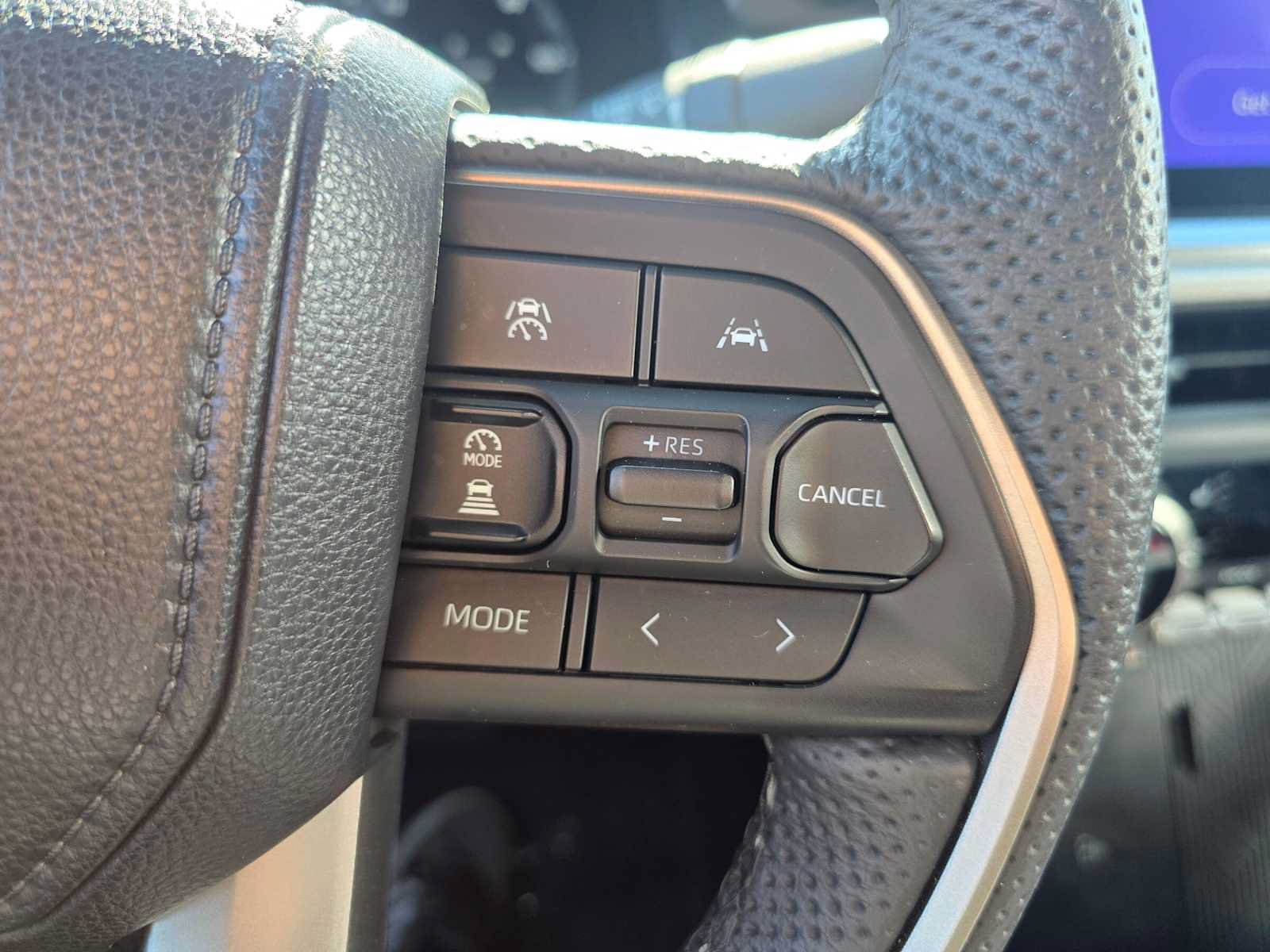 Used 2026 Toyota Tacoma TRD Off-Road w/ TRD Off Road Premium Package AWD/4WD image 31