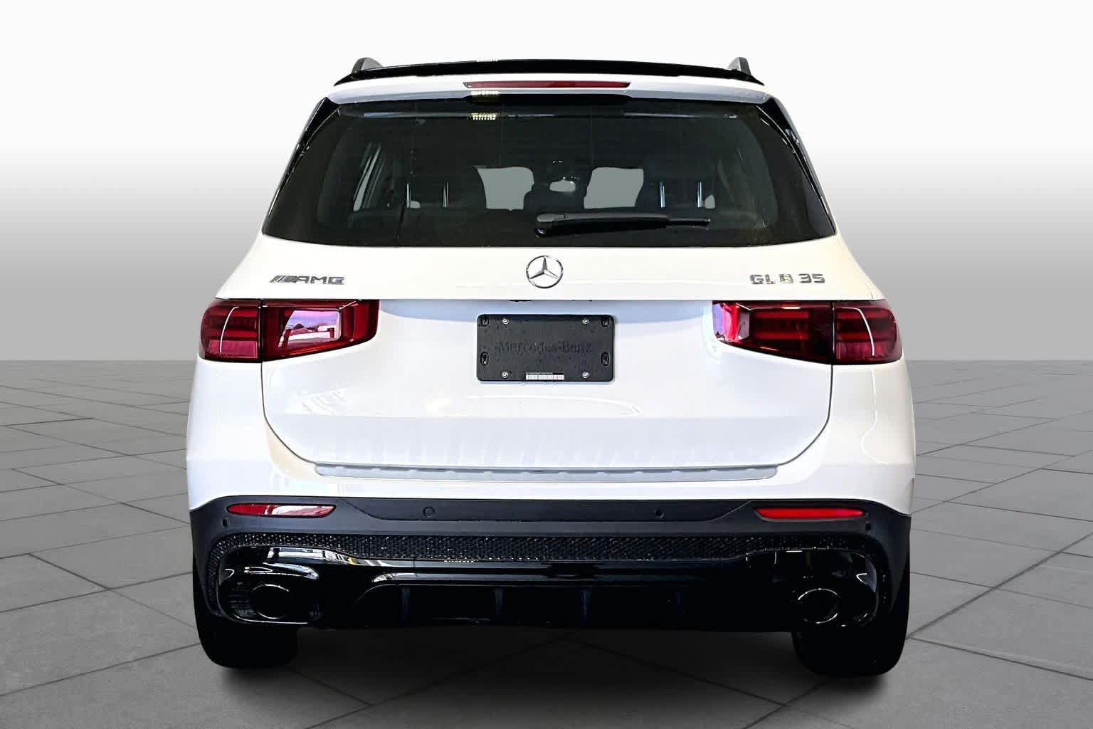 New 2026 Mercedes-Benz GLB 35 AMG 4MATIC image 4
