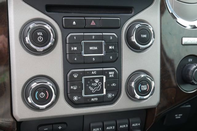 Used 2016 Ford F350 Platinum w/ FX4 Off-Road Package image 26