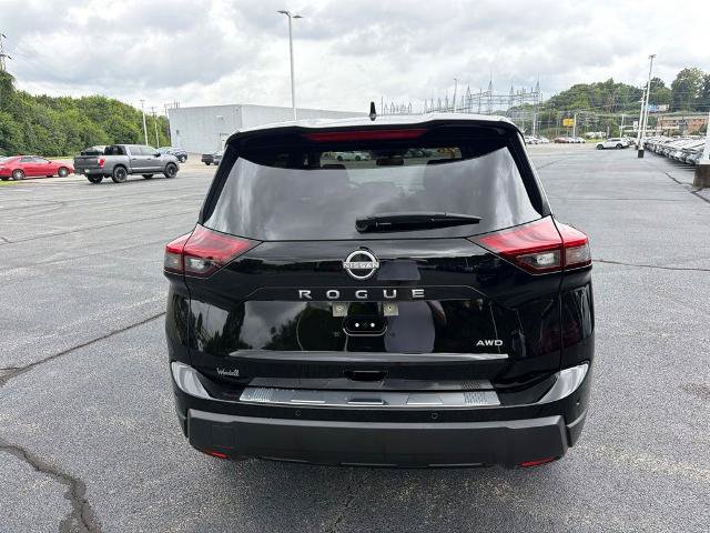 Certified 2025 Nissan Rogue SV AWD/4WD image 6