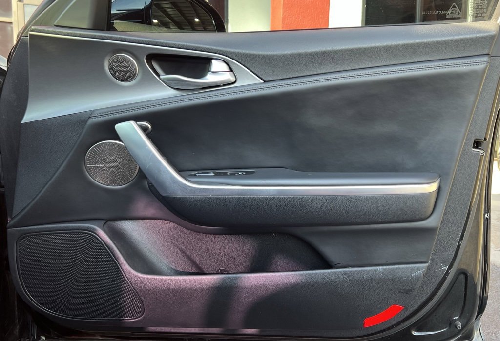 Used 2020 Kia Stinger GT2 image 20