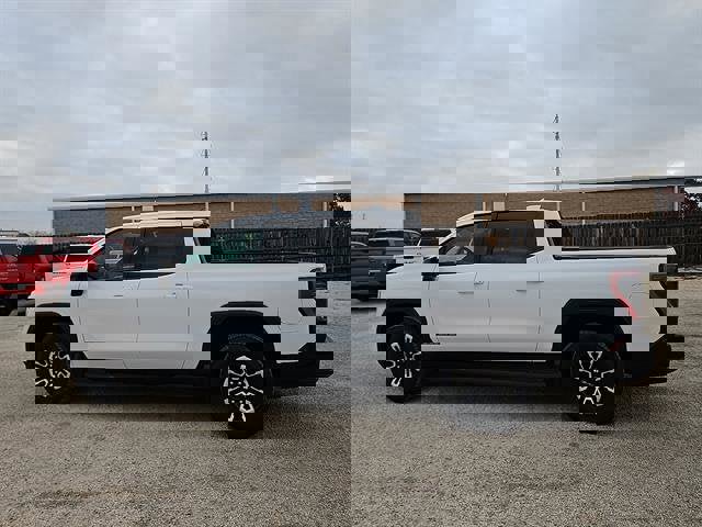 New 2026 GMC Sierra EV Elevation image 22