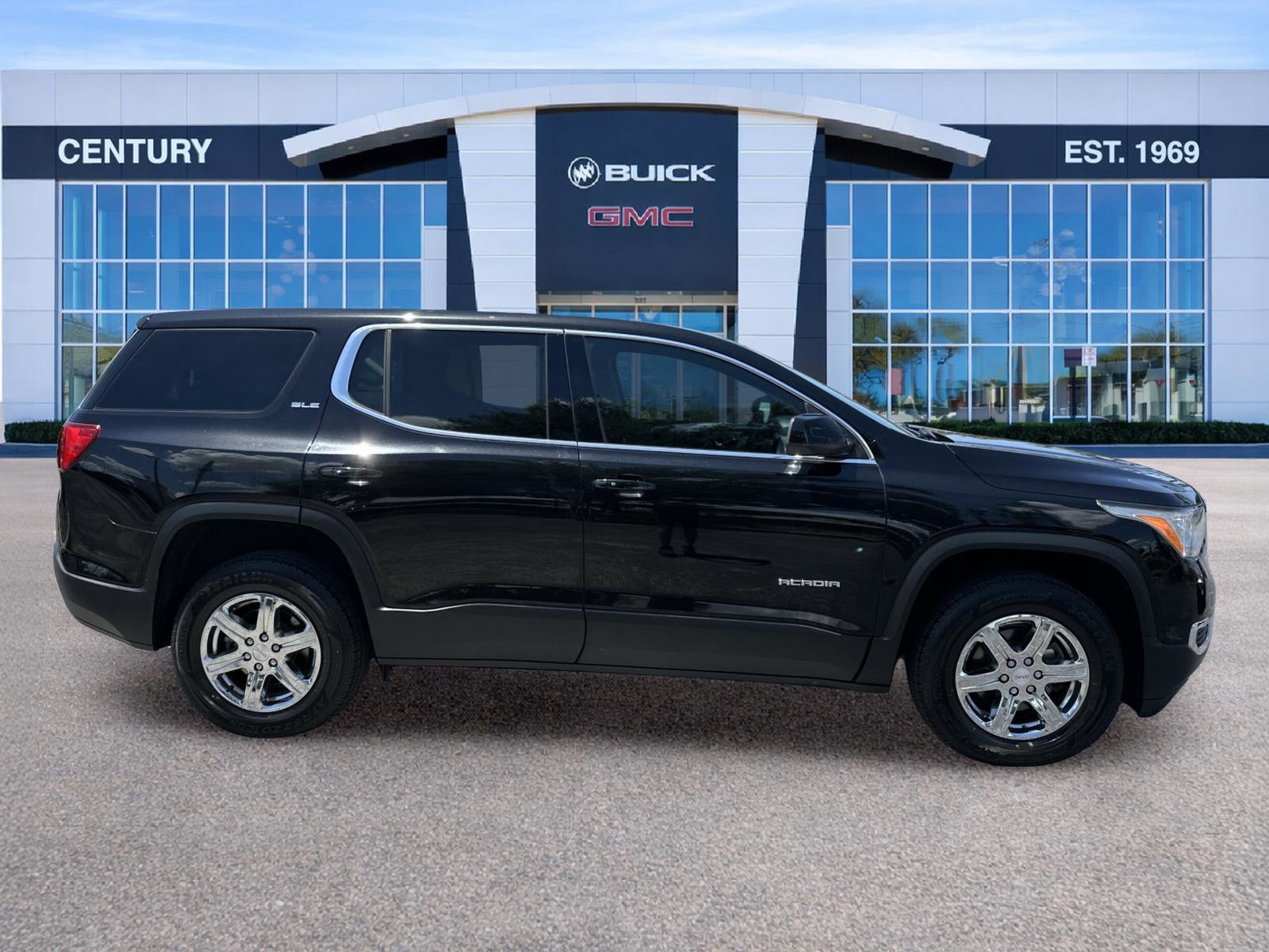 Used 2019 GMC Acadia SLE FWD image 3