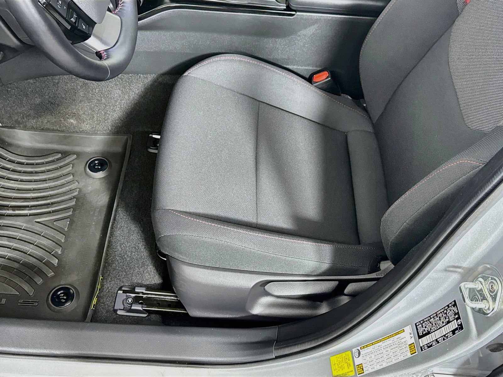 Used 2023 Toyota Prius Prime FWD image 15