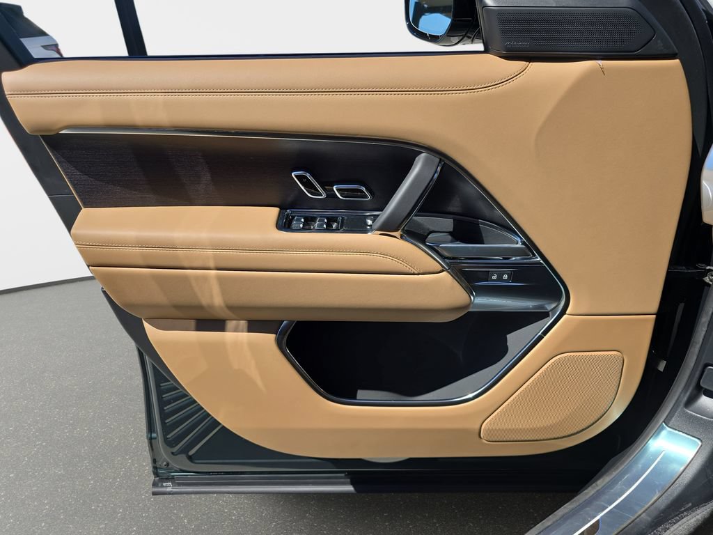 New 2026 Land Rover Range Rover SE AWD/4WD image 28
