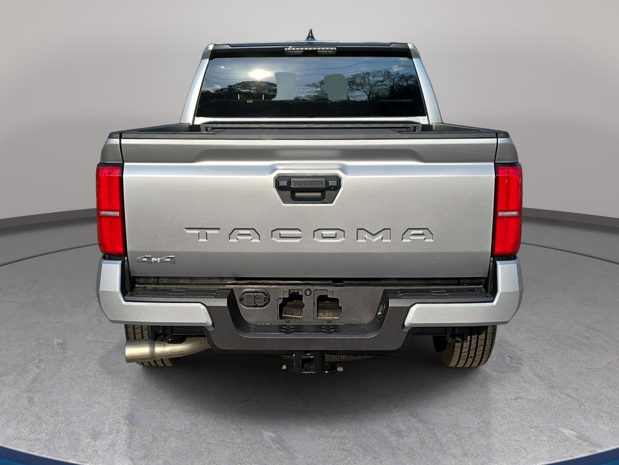 Used 2025 Toyota Tacoma SR5 image 6