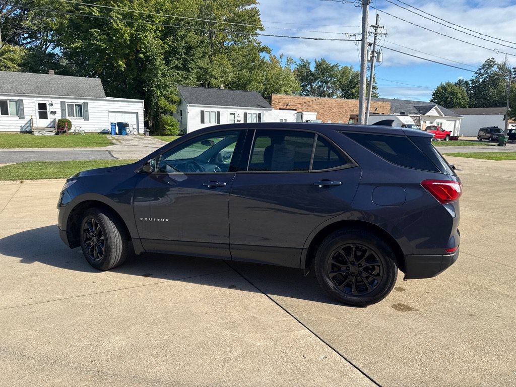 Used 2019 Chevrolet Equinox LS AWD/4WD image 5