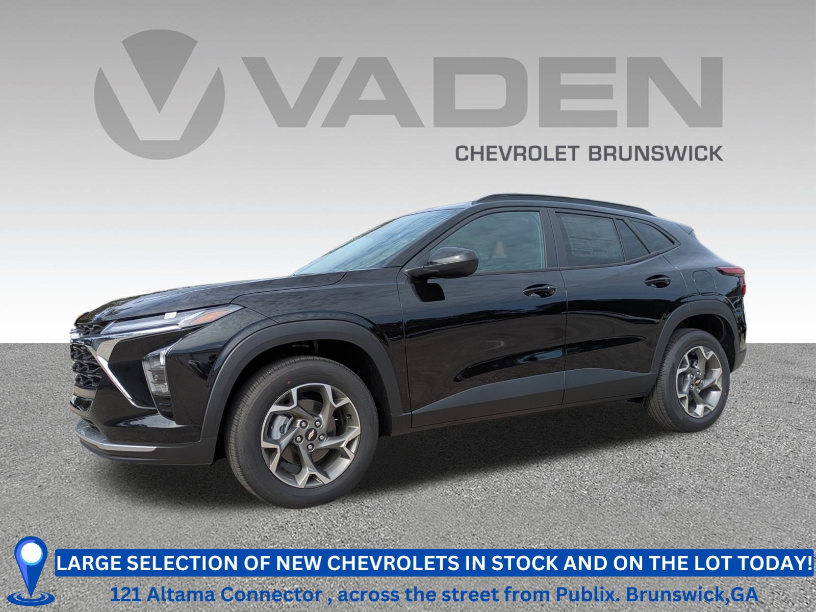 New 2025 Chevrolet Trax LT w/ Driver Confidence Package image 1
