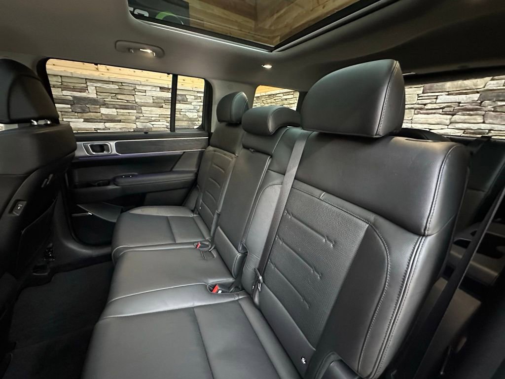 Used 2024 Hyundai Santa Fe Limited image 27