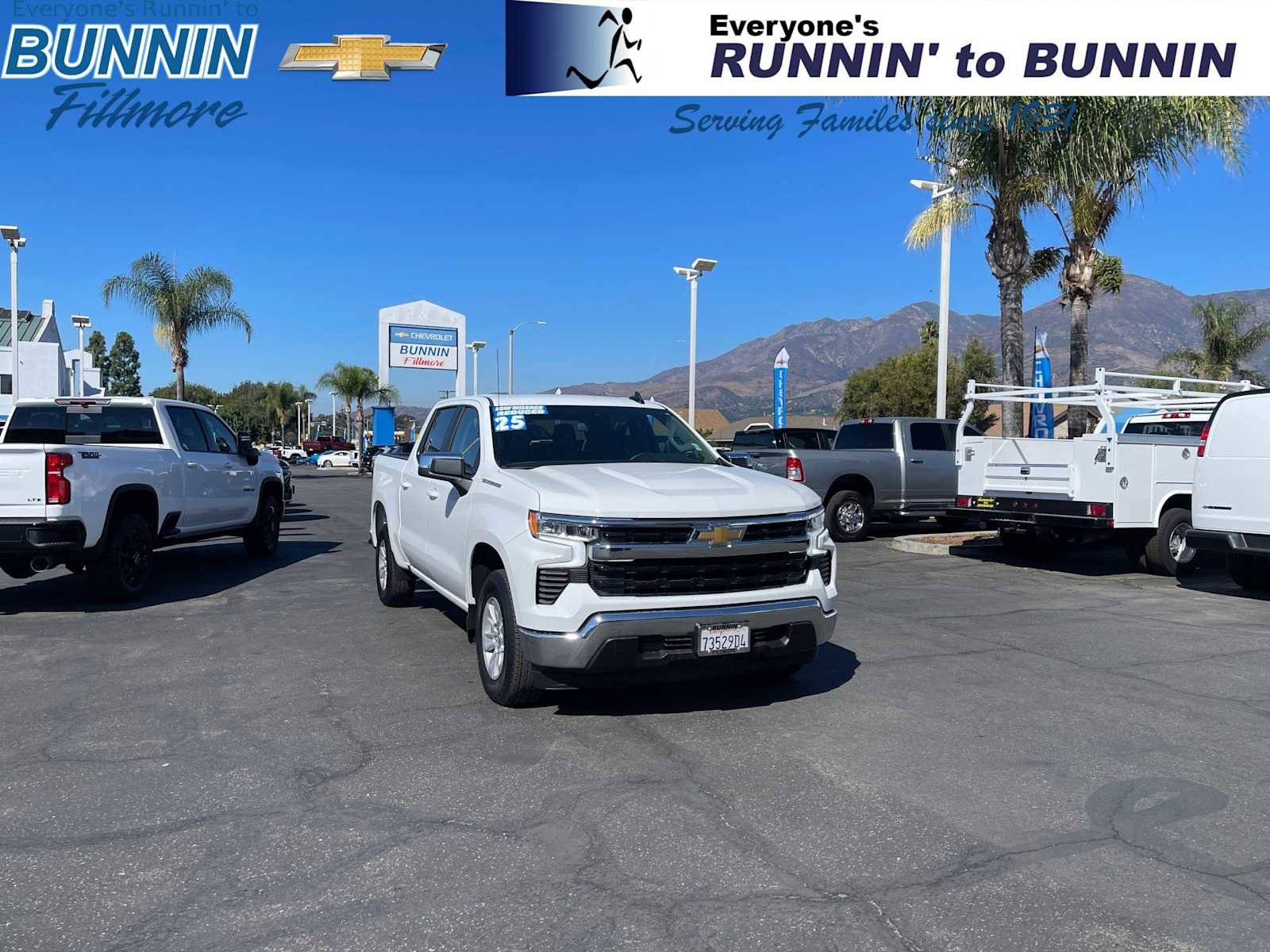 Used 2025 Chevrolet Silverado 1500 LT image 1