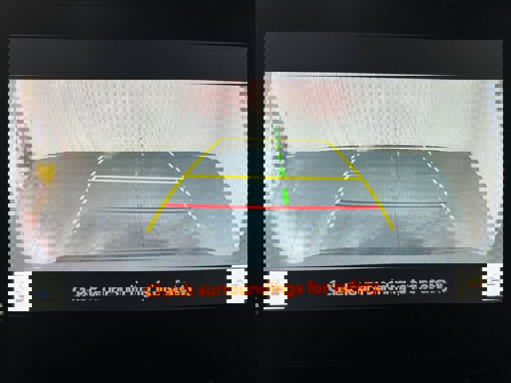 Used 2024 Toyota RAV4 LE image 9