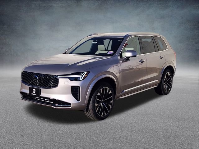 New 2026 Volvo XC90 T8 Plus w/ Protection Package Premier image 3