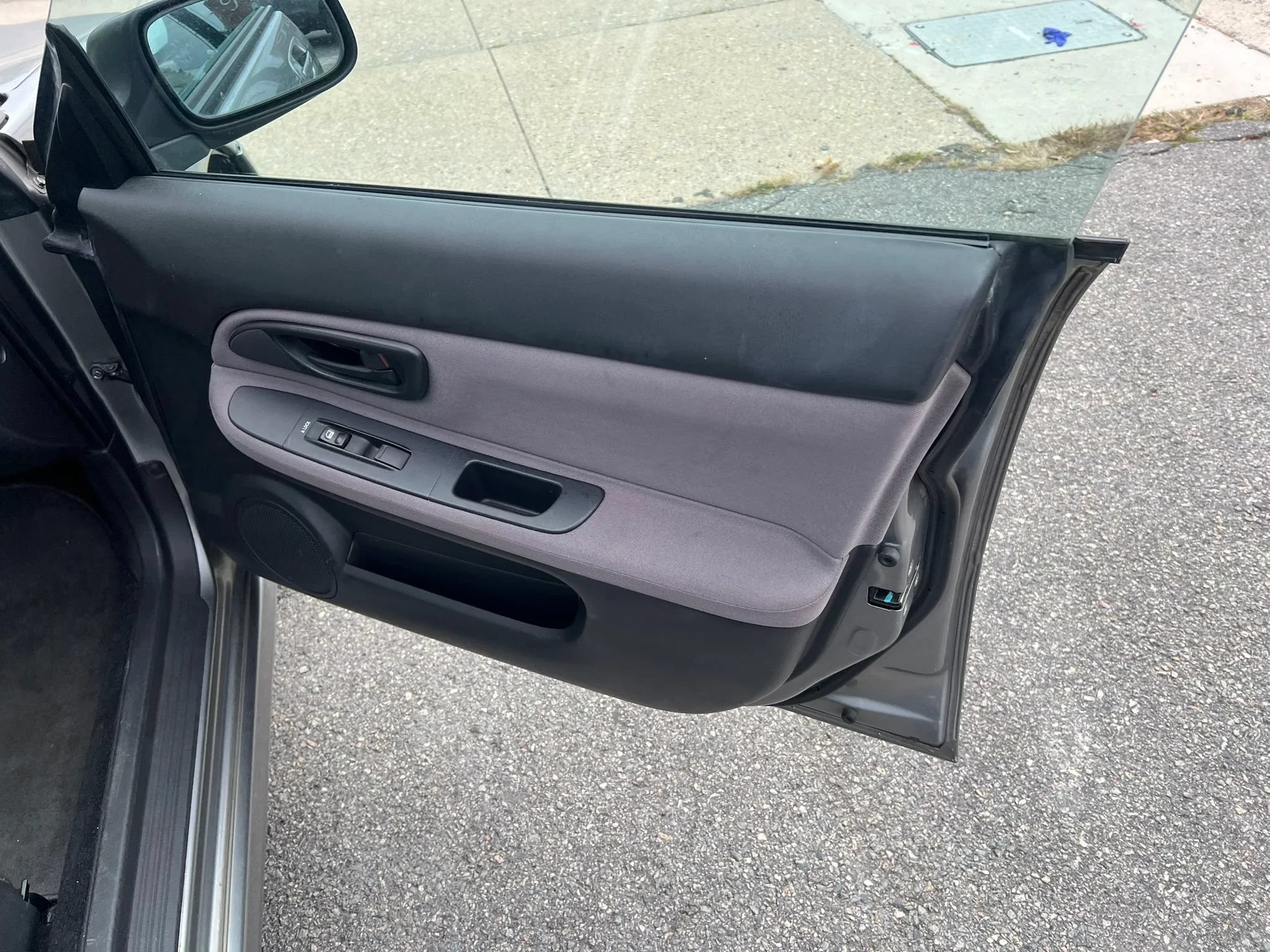Used 2007 Subaru Impreza 2.5i AWD/4WD image 12