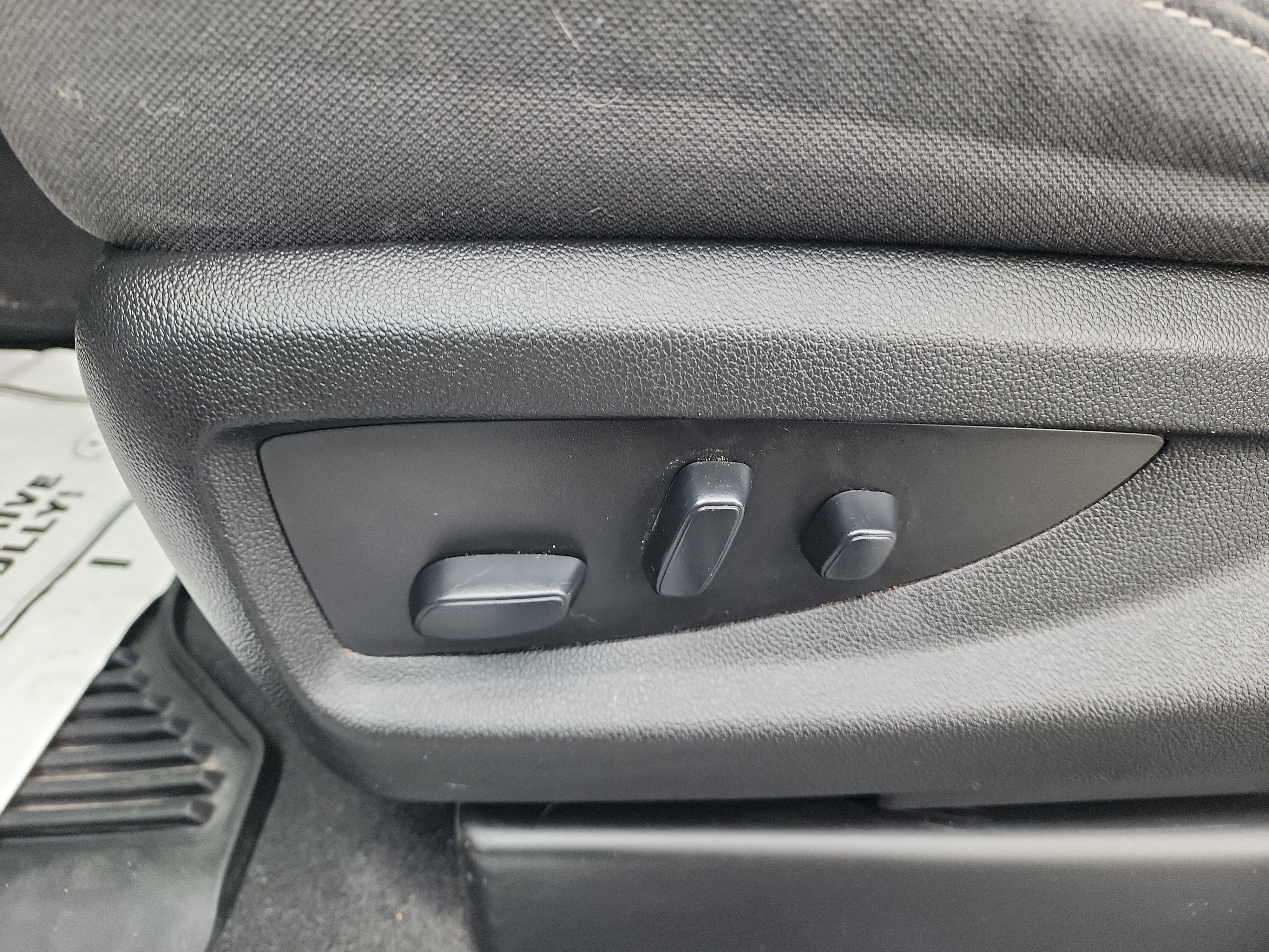 Used 2019 GMC Sierra 2500 SLE image 12