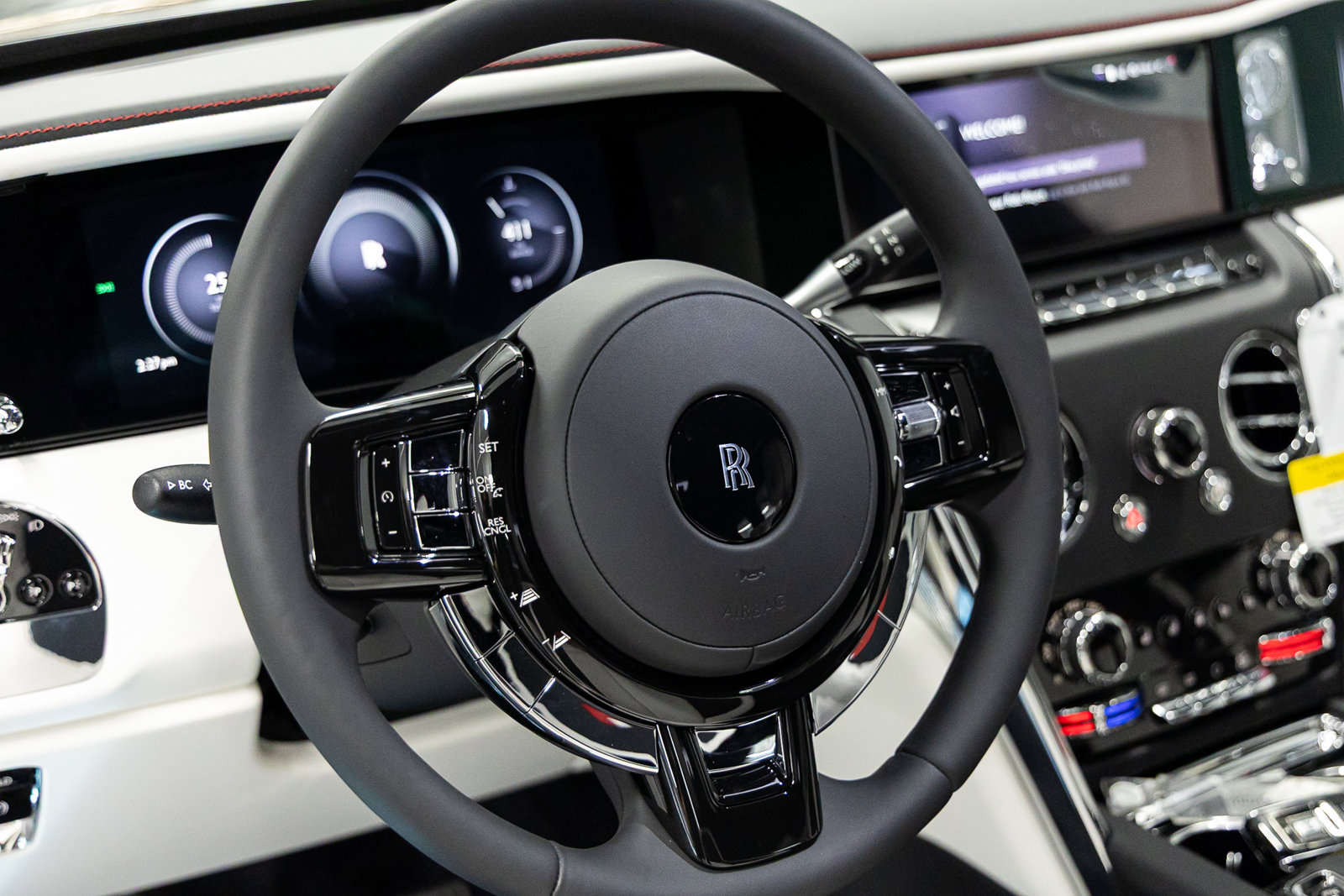 New 2026 Rolls-Royce Cullinan AWD/4WD image 35