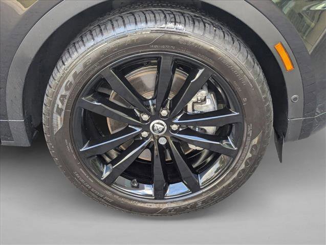 Certified 2024 Jaguar E-PACE R-Dynamic SE AWD/4WD image 25