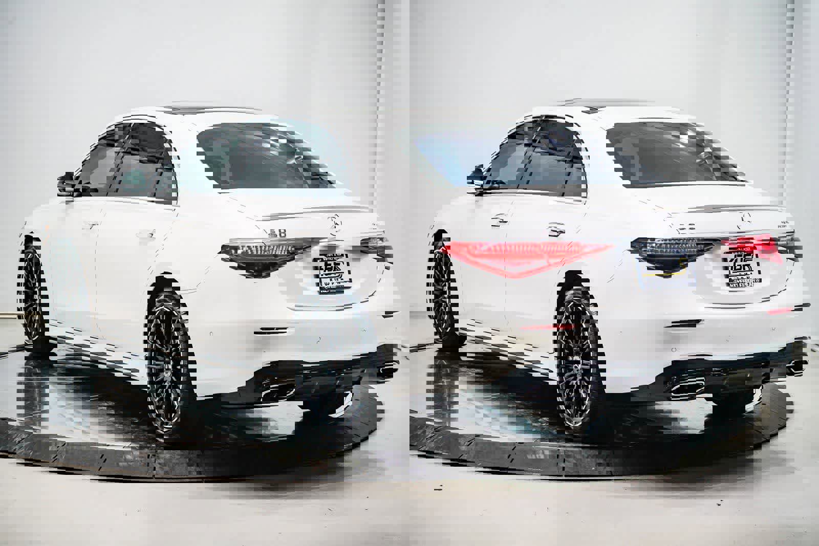 Certified 2022 Mercedes-Benz S 500 S 500 image 2