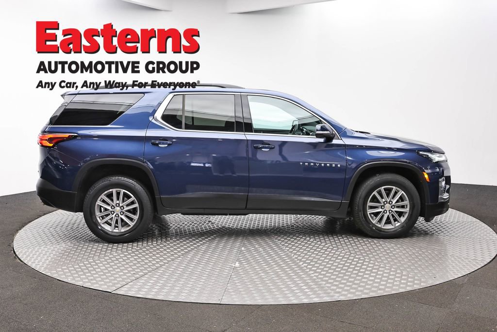 Used 2023 Chevrolet Traverse LT AWD/4WD image 4